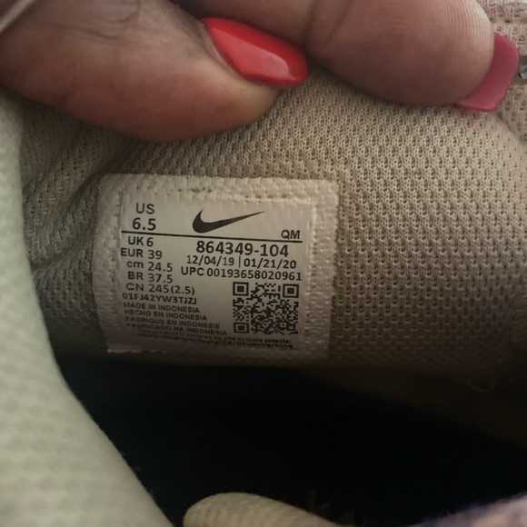 Nike Gray and Blue Sneakers - Picture 2 of 2